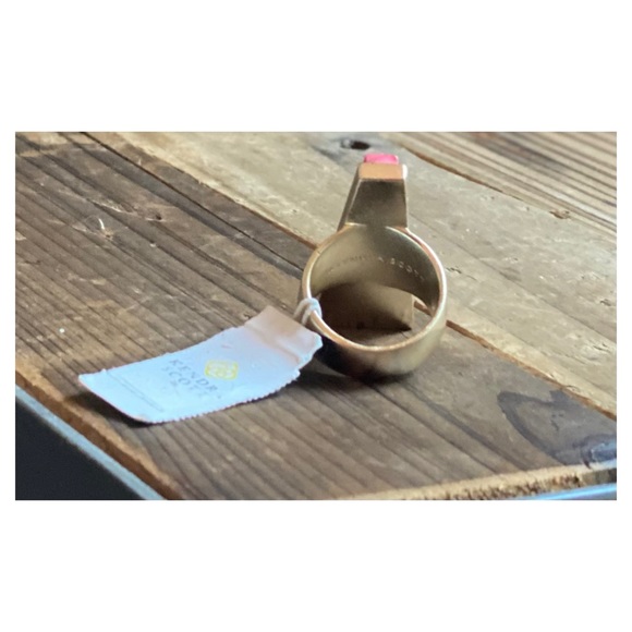 Kendra Scott • “Collins” Cocktail Ring • Gold - Picture 3 of 4